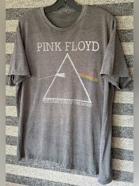 Pink Floyd Dark Side of the Moon Faded Black T-Shirt Men’s XL